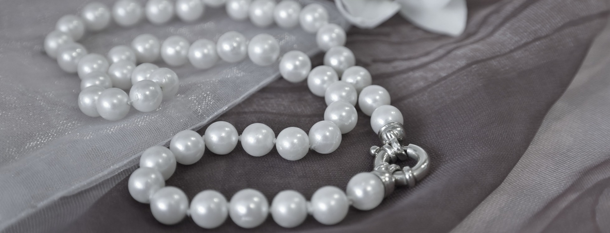 Timeless Pearls Home page banner 1