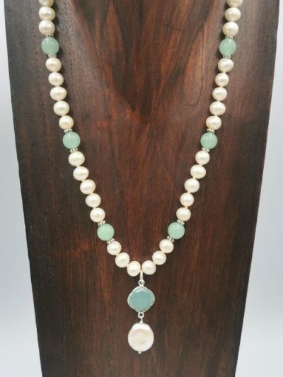pearl-aventurine-and-chalcedony-necklace